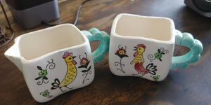 Rooster creamer and sugar