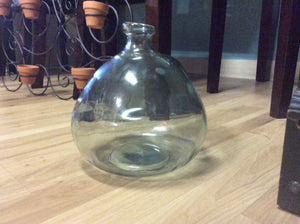 Clear round vase